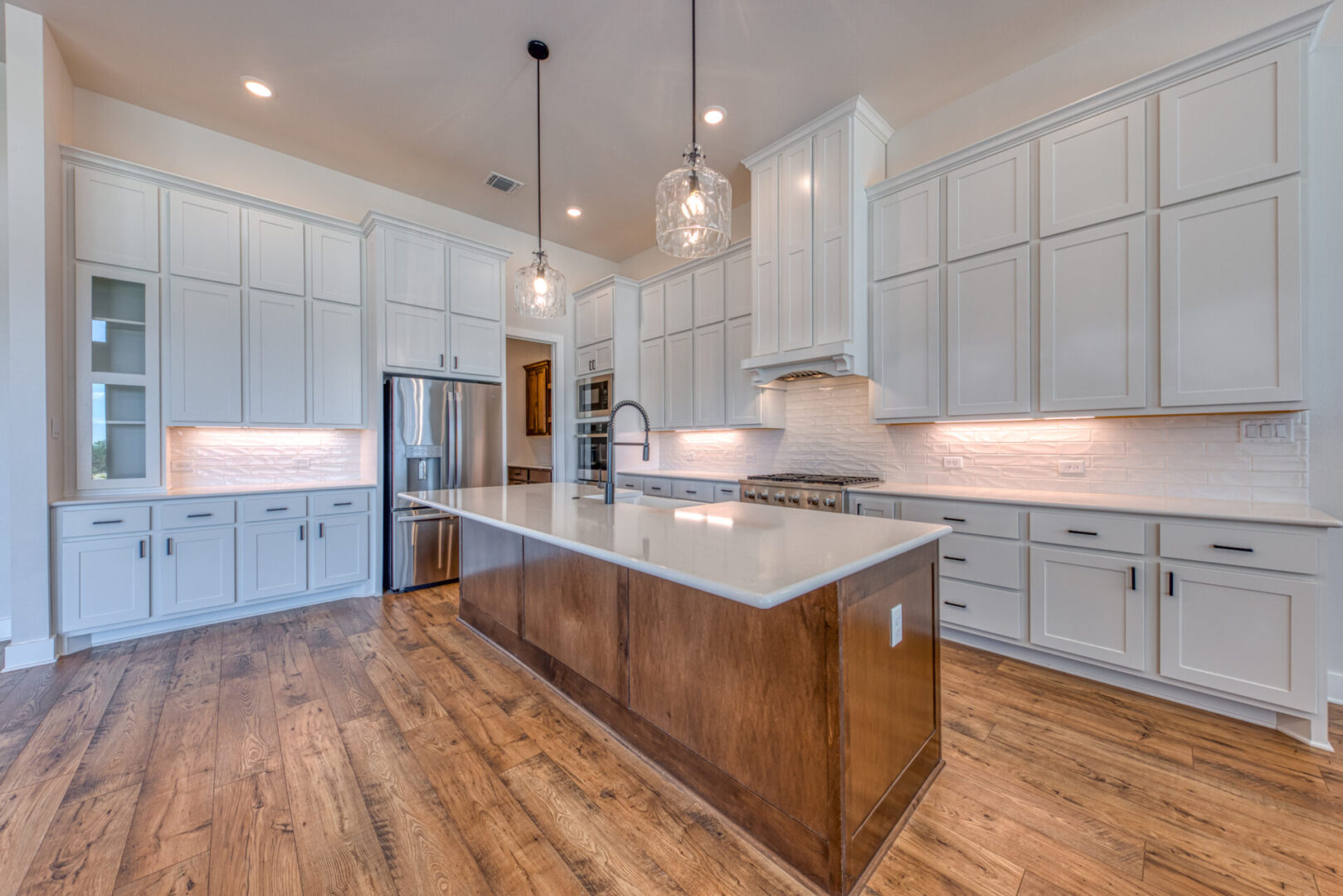 KCE Homes, Custom farmhouse kitchen, Central Texas custom home builder